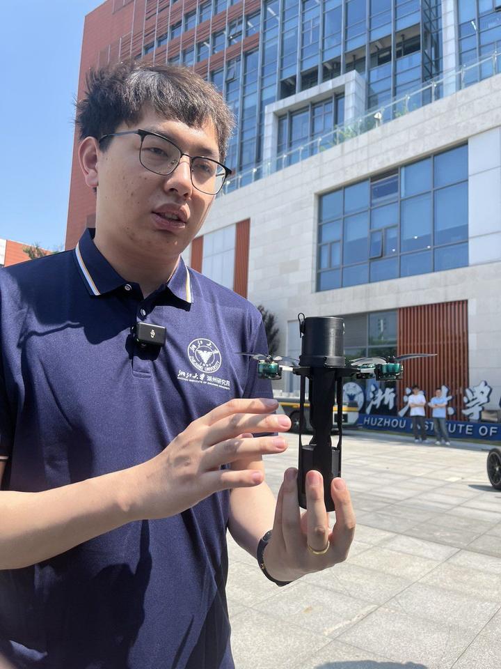 空中机器人、智能听诊器…浙大湖州研究院，“含新量”催生“含金量”